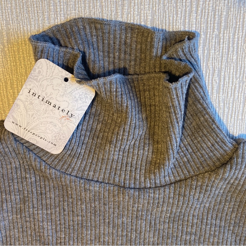 Free People Intimately Ribbed Grey Turtleneck Bodysuit NWT - Picture 2 of 8